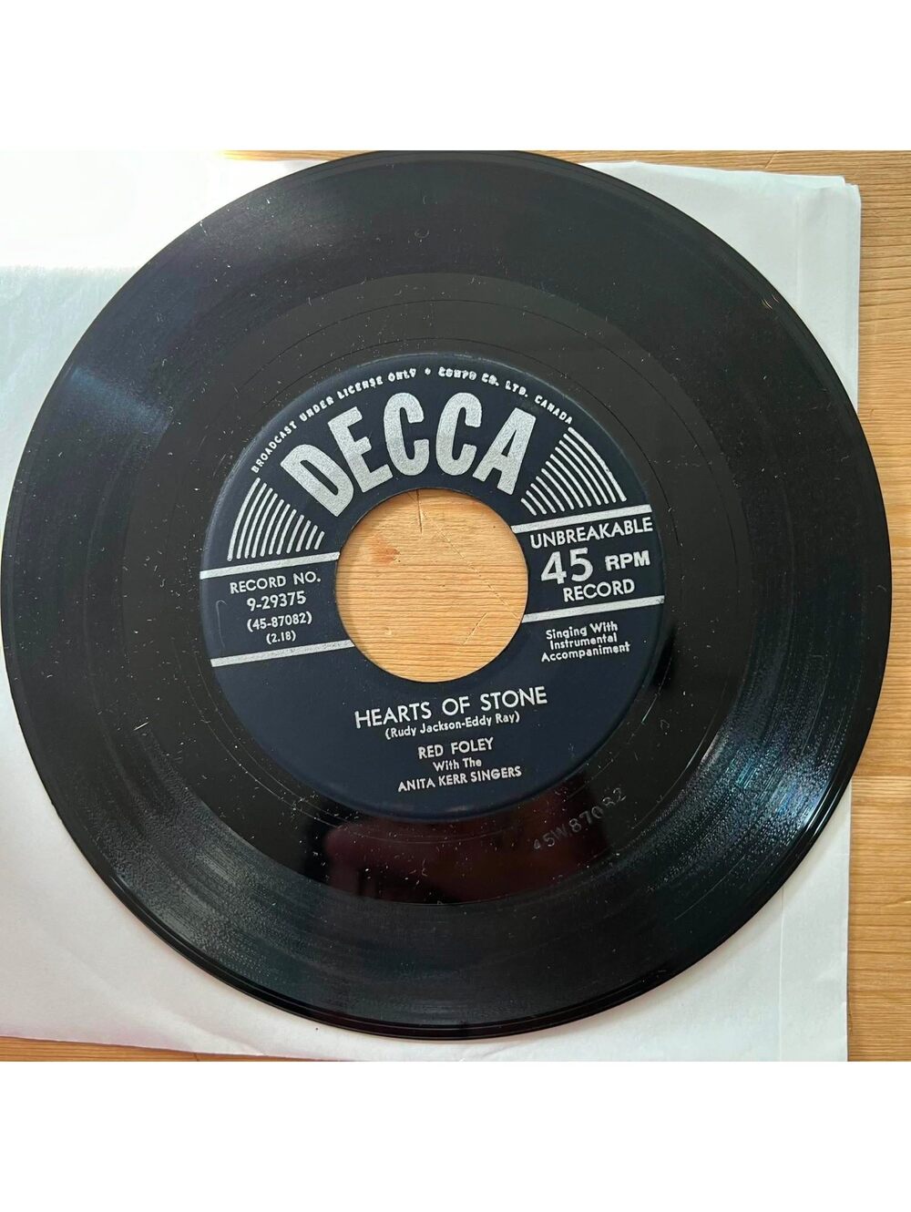 Red Foley with The Anita Kerr Singers - Hearts of Stone/Never 45rpm VG+ R08